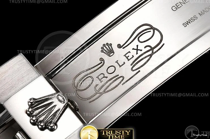 0109 ROLYM184A – YachtMaster SmartChoice 1079